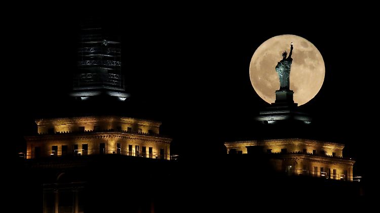 Die USA wollen wieder Menschen auf dem Mond landen lassen.