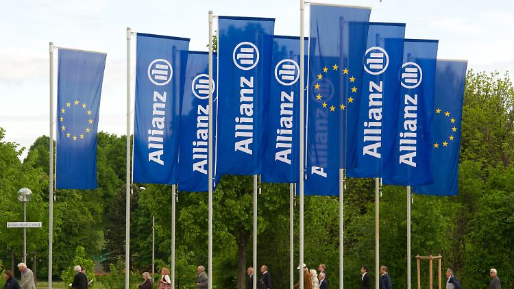 Insgesamt lag der Kaufpreis Insidern zufolge einschließlich Schulden bei rund 3,5 Milliarden Euro.