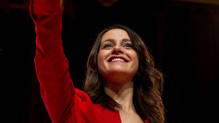 Auch Inés Arrimadas hat Chancen auf den Wahlsieg - sie steht für die Einheit Spaniens.
