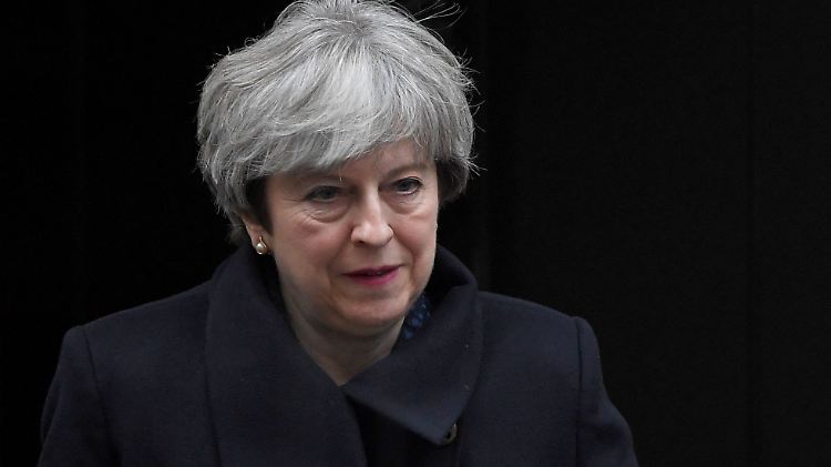 Alles andere als weihnachtlich ist derzeit die Stimmung in London: Das Parlament wischt Theresa May einen aus.