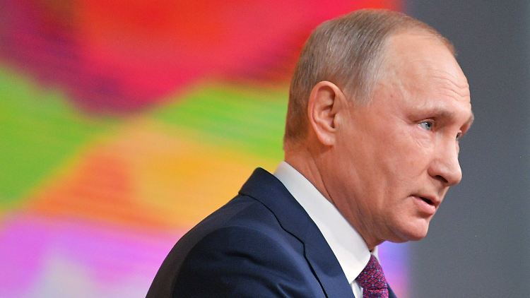 Die Sanktionen wollen die Politik von Russlands Präsident Wladimir Putin bestrafen - doch der lenkt nicht ein.