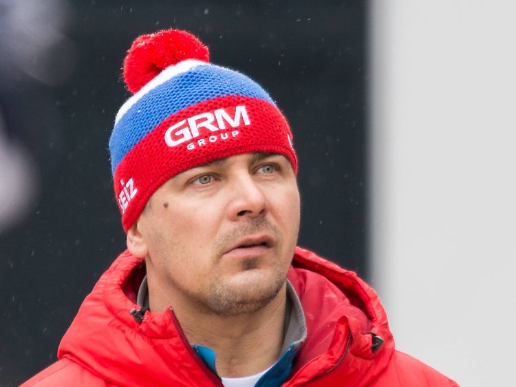 Albert Demtschenko, dem seine Olympiamedaille aberkannt wurde, ist mittlerweile russischer Nationaltrainer.