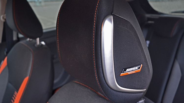 Bose-Sound aus der Kopfstütze gibt es im Nissan Micra leider nur für den Fahrer.