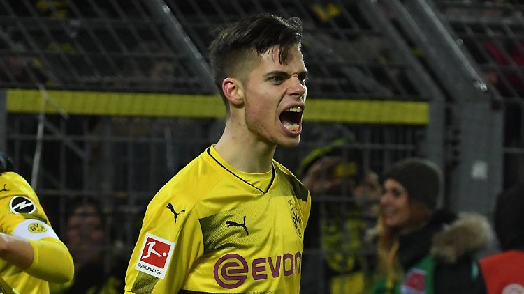 Weigl macht die Dortmunder Borussia mit cleverem Positionsspiel und als genialer Passgeber stark.