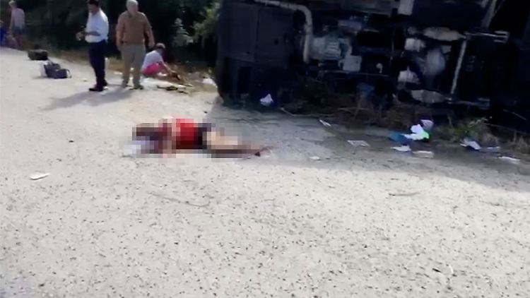 Die Reisegruppe war auf dem Weg zu einer archäologischen Maya-Stätte.