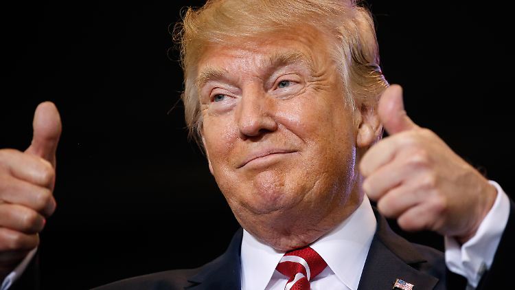 Kann mit den Aussagen seines Amtsarztes zufrieden sein: Donald Trump. 