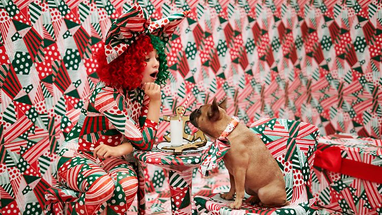 Oh ja, es weihnachtet sehr - auch bei Sia und ihrem Wauwau.