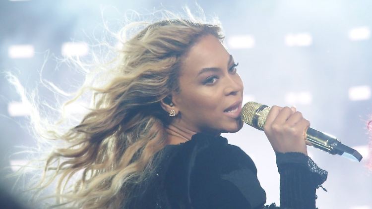 Sollen sie lieber Gwen Stefani oder Katy Perry ehren - Beyoncé hält nichts von der Hommage aus der Kneipenkultur.