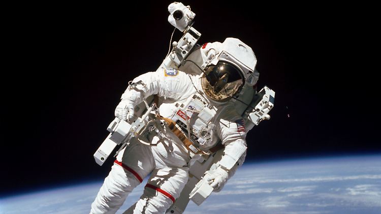 7. Februar 1984: McCandless beim Weltraumspaziergang.