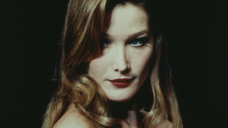In Italien geboren ist Carla Bruni mittlerweile einer der bekanntesten Musik-Exporte Frankreichs. 