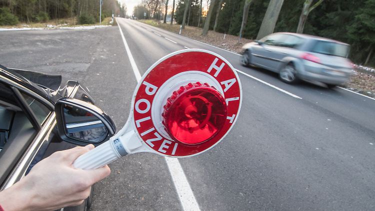 Die Bundespolizei soll bei Bedarf weiterhin vom Zoll unterstützt werden.