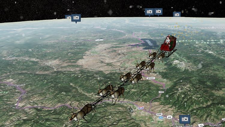 Rentiere davor, Milliarden Geschenke darauf, Sterne am Heck: Der Schlitten des Weihnachtsmannes.