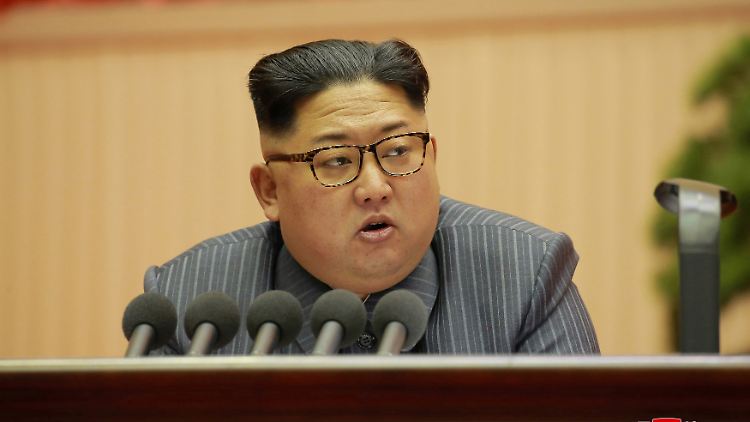 Einerseits hat Nordkorea jüngste US-Sanktionen als "Kriegshandlung" verurteilt, andererseits hieß es, Machthaber Kim Jong Un sei zu Gesprächen mit den USA bereit. 