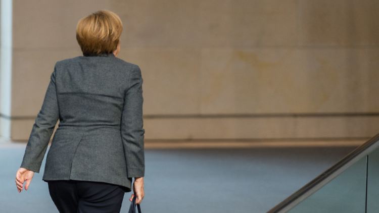 Anders als es aktuelle innerparteiliche Entwicklungen vermuten lassen, hoffen 75 Prozent der Unionswähler auf eine volle Amtszeit der Kanzlerin. 