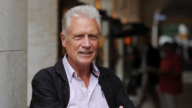 Atzorn will nicht auf der Bühne oder vor der Kamera sterben - also macht der 72-Jährige Schluss.
