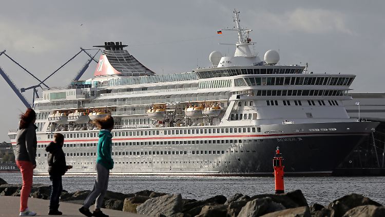 Die "Balmoral" beendete im Oktober die diesjährige Kreuzfahrtsaison - 2018 dauert sie deutlich länger.