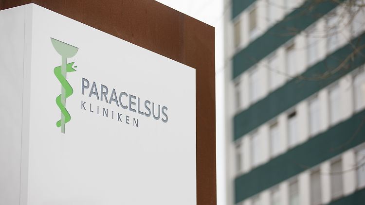 Ob einzelne Ärzte und Pflegekräfte ihren Arbeitsplatz verlieren, ist noch nicht klar. 