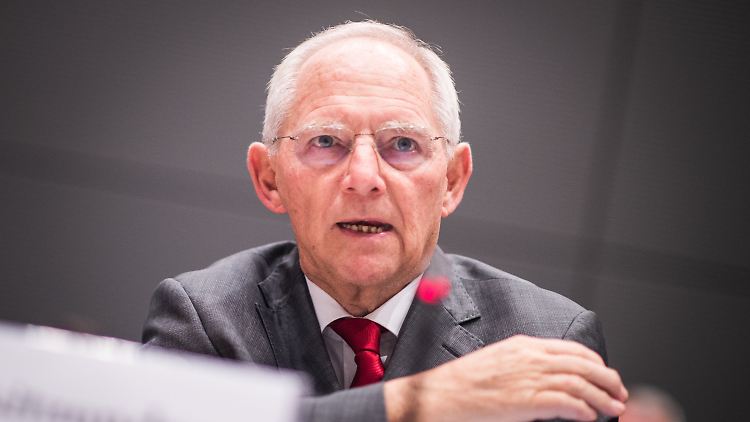 "Meine Loyalität zum Regierungschef war niemals in Frage gestellt", sagt Wolfgang Schäuble.