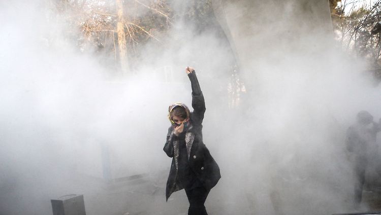 Die jüngsten Proteste gelten als die größten seit den Unruhen nach der Präsidentschaftswahlen 2009.