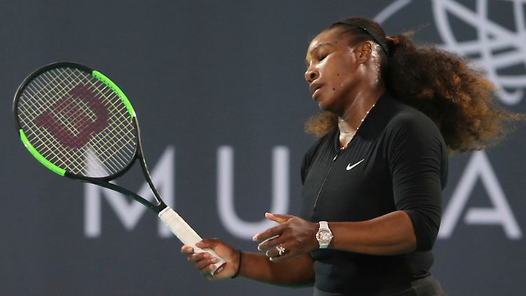 Hat wieder Spaß im "Büro", zweifelt aber an ihrer Fitness: Serena Williams.