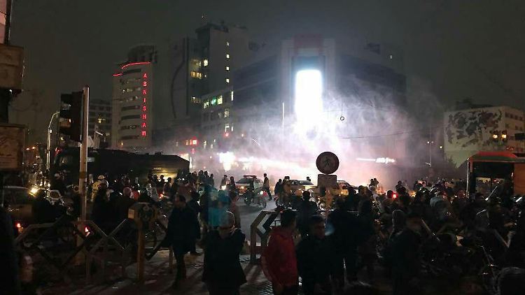 Die Gewalt im Iran ist bereits eskaliert: Mehr als 20 Menschen kamen bei den Protesten ums Leben.