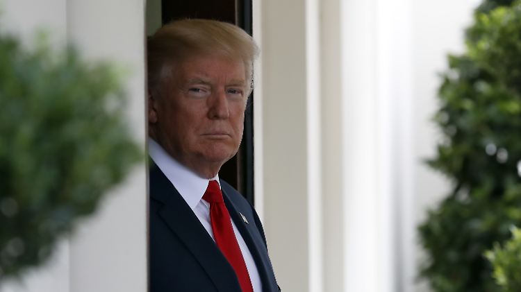 In der Gesamtzahl stimmten bei der Präsidentschaftswahl 2016 fast drei Millionen Amerikaner mehr für Clinton als für Trump.