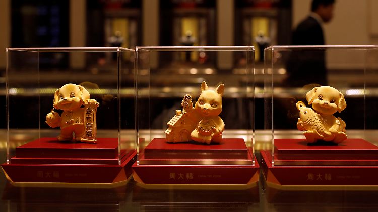 In wenigen Tagen beginnt in China das Jahr des Hundes. Wirtschaftlich stabil soll es werden.
