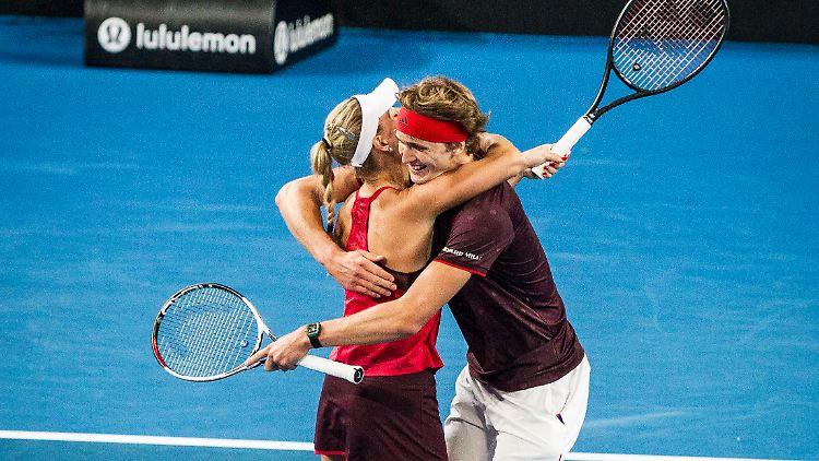 Alexander Zverev weiß, bei wem er sich für den Finaleinzug zu bedanken hat. Angelique Kerber spielte "unglaublich".