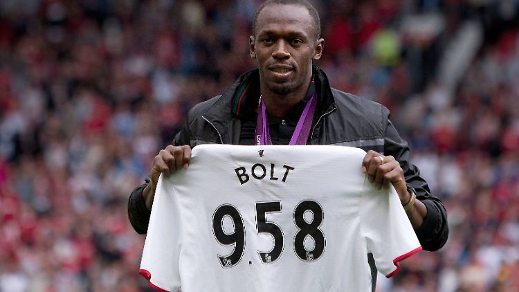Ein Trikot "seines" ManUnited hängt bereits in Usain Bolts Schrank. Es ist das mit seiner Weltrekord-Nummer.