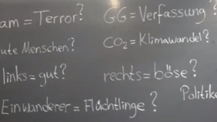 Screenshot aus einem Video des "Volkslehrers".