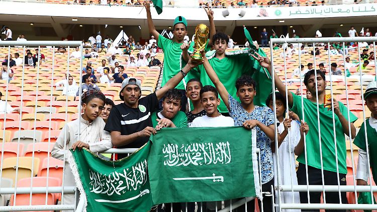 Bald Vergangenheit? In diesem Stadion in Saudi-Arabien sind ausschließlich männliche Fans zu sehen.
