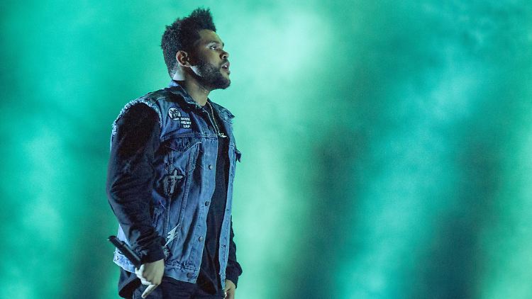 Tritt mit seinem Auftritt in die Fußstapfen von J.Lo und Shakira: The Weeknd.