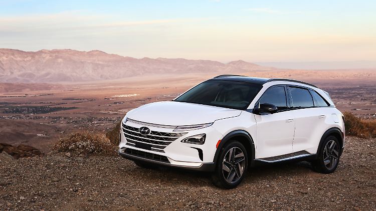 Der neue Hyundai Nexo steht zwar in direkter Beziehung zum ix35 Fuel Cell, ist aber ein ganz anderes Auto.