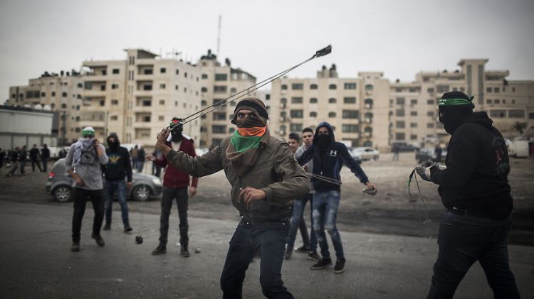 Laut Hamas sei der Angriff auf den Rabbiner "eine Antwort auf die Verbrechen gegen unser Volk im Westjordanland".
