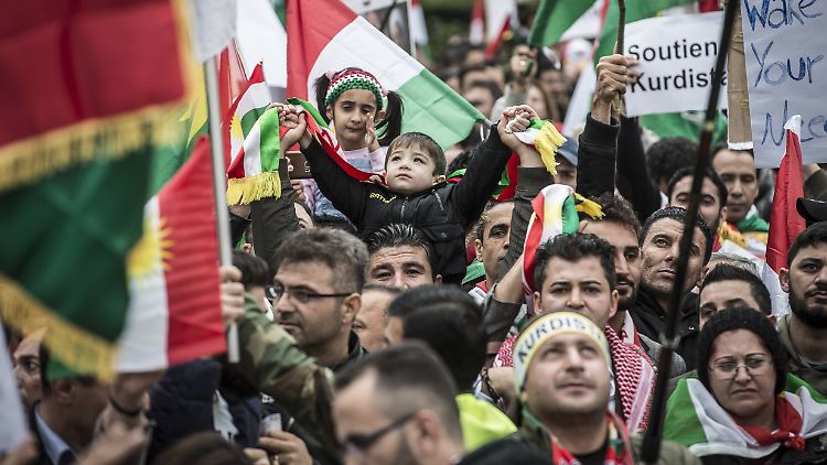 Kurden sehnen sich nach einem unabhängigen Staat. Auch wie hier in Brüssel, gingen die Menschen dafür auf die Straße.