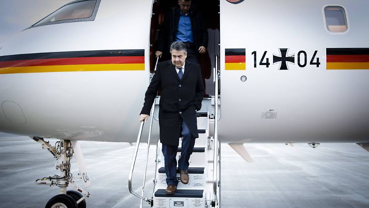 Außenminister Gabriel bei seiner Ankunft in Brüssel.