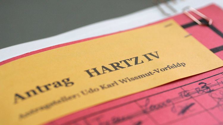 Derzeit beziehen in Deutschland rund 4,3 Millionen Personen Arbeitslosengeld II.