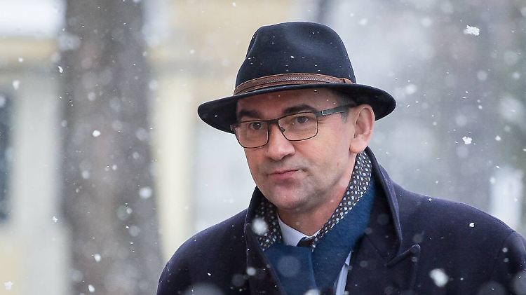 Der polnische Botschafter in Berlin, Andrzej Przylebski, sprach in einem Interview über mögliche Reparationsforderungen gegenüber Deutschland.