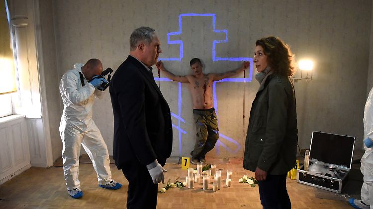 Das Werk eines Serienmörders? Die Kommissare Fellner (Adele Neuhauser, r.) und Eisner (Harald Krassnitzer) haben da so ihre Zweifel.