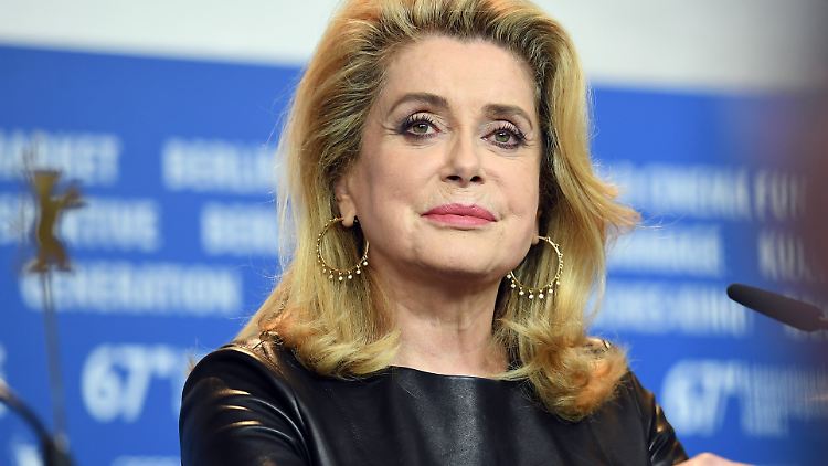 Deneuve: "Ich grüße alle Opfer dieser verabscheuungswürdigen Taten ..."