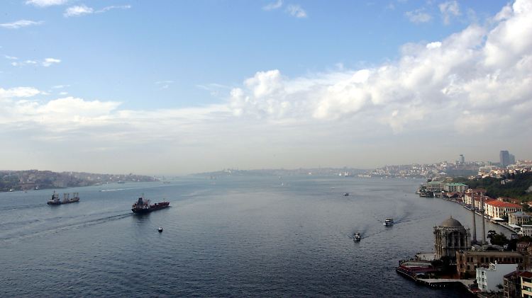 Schifffahrtsweg Bosporus: Öl aus der Kaukasus-Region fährt hier auf dem Weg Richtung Mittelmeer.