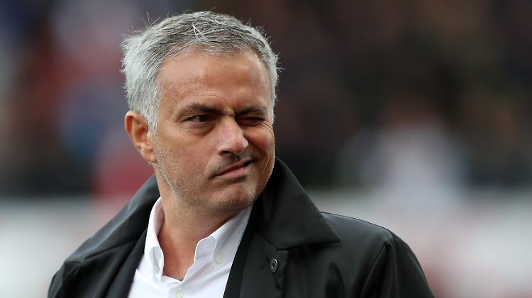 Mourinhos ManUnited bleibt Tabellenzweiter.