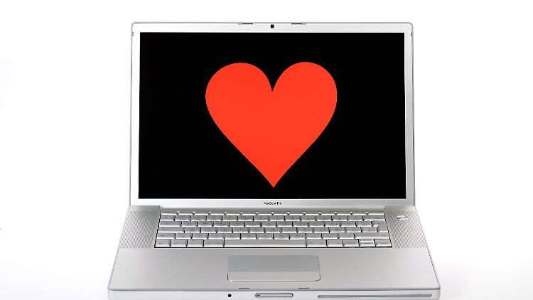 Manchmal soll ja hinter dem Bildschirm tatsächlich die große Liebe warten. 