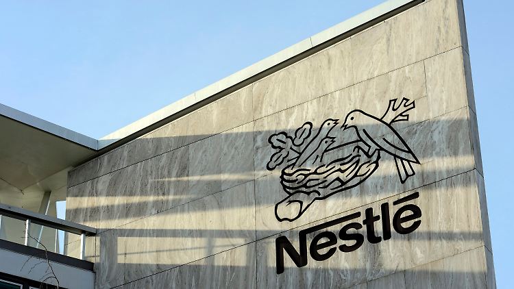 Nestle trennt sich von seinem US-Geschäft mit Süßigkeiten.