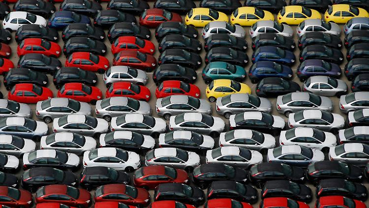 Neuwagen von Ford im Hafen von Valencia: Der EU-Marktanteil des US-Herstellers lag zuletzt bei 6,7 Prozent.