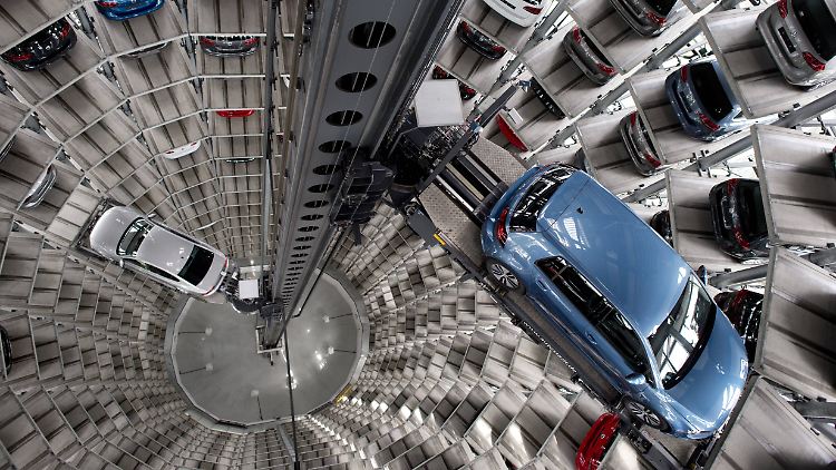 Kernmarke und Sorgenkind. Vor allem die geringe Marge der VW-Pkw bremst die Profitabilität des Gesamtkonzerns. 