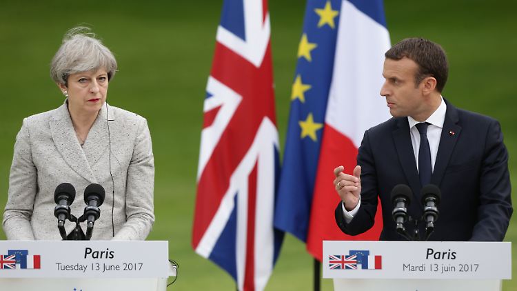 Beim Grenzschutz am Ärmelkanal setzen Frankreich und Großbritannien auf eine intensive Zusammenarbeit - die gibt es aber nicht kostenlos.