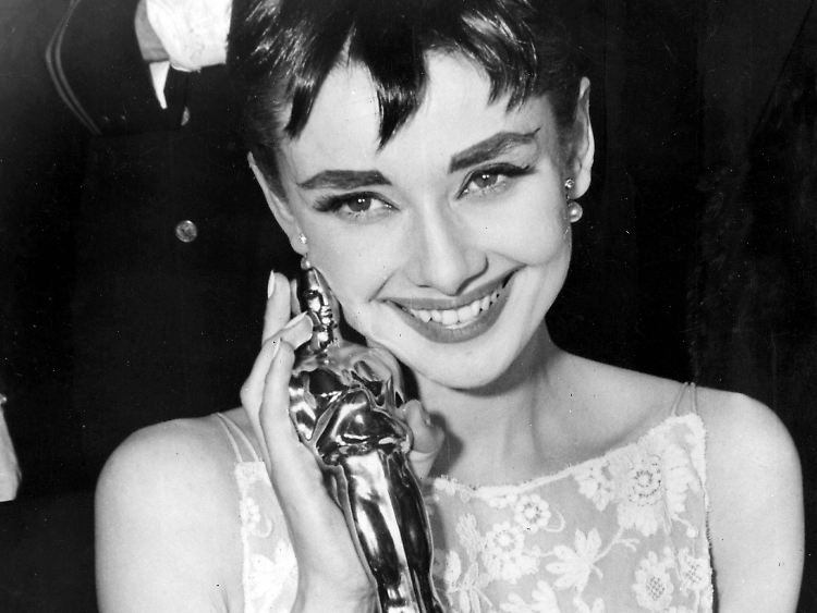Hepburn gewann 1954 einen Oscar für eine ihrer ersten großen Rollen.