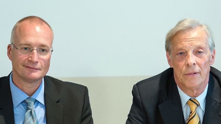 Landesvize Jörn König (L.) und der niedersächsische Chef Armin-Paul Hampel: Mit diesen "Protagonisten" ist ein Neuanfang laut AfD-Chef Meuthen nicht möglich.