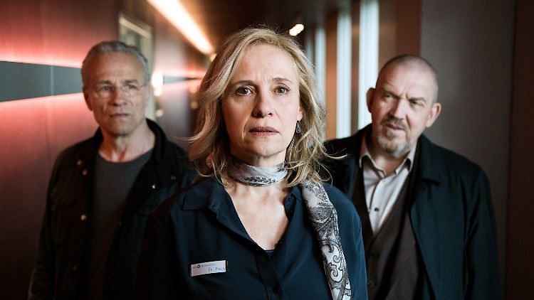 Guckt genauso verstört aus der Wäsche wie die Zuschauer bei diesem "Tatort": die Hotelmanagerin